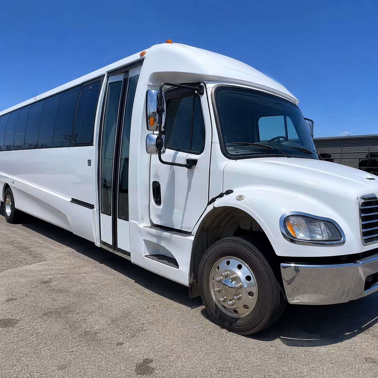 charter buses for concerts festivals and six flags magic mountain