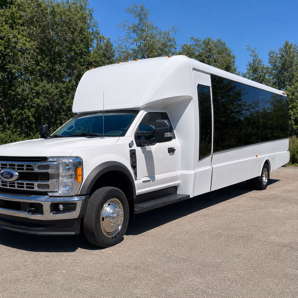 corporate airport transfer buses between santa clarita and lax or bur