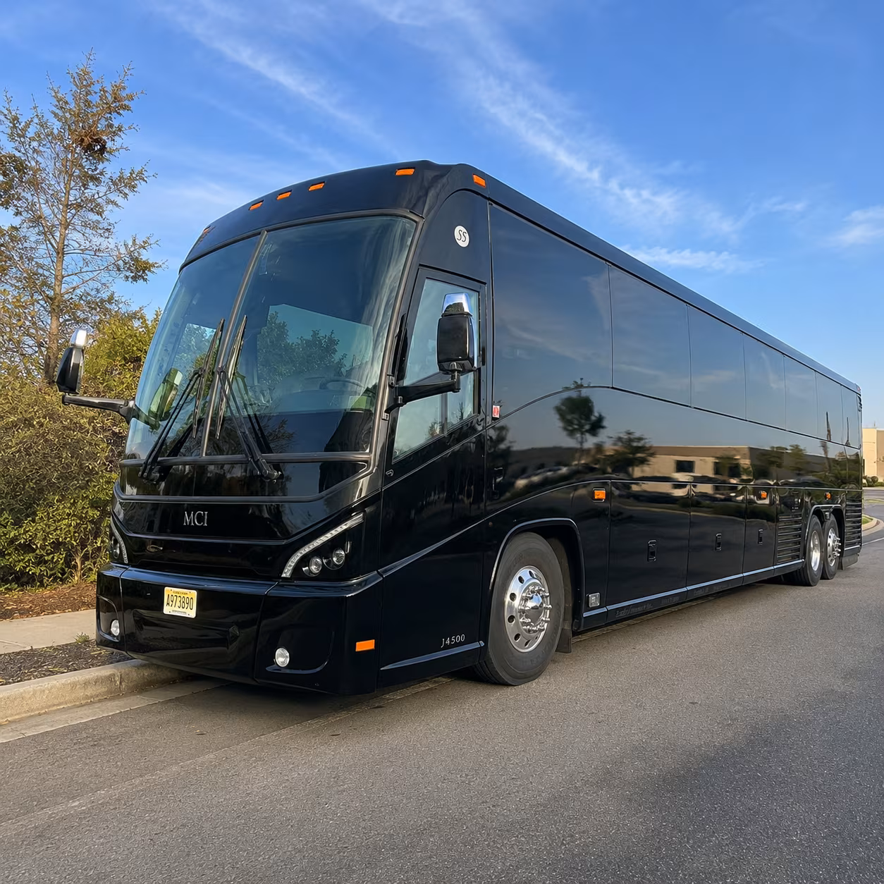 hollywood burbank airport shuttle buses from the santa clarita valley