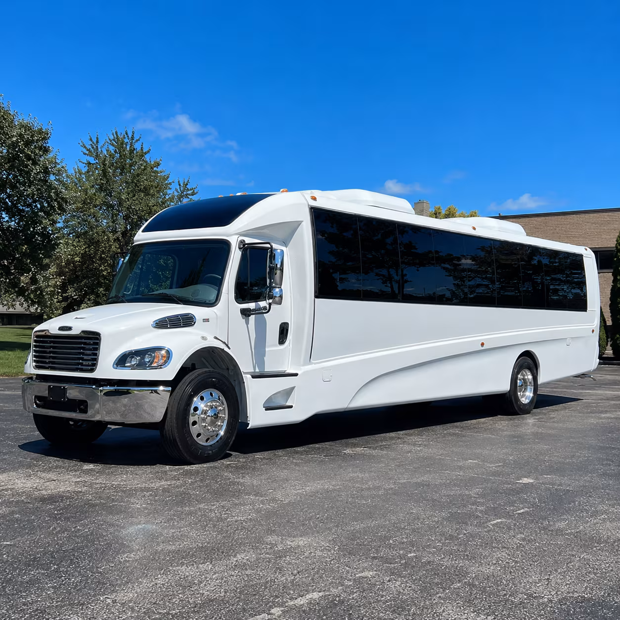 santa clarita 18 passenger minibus