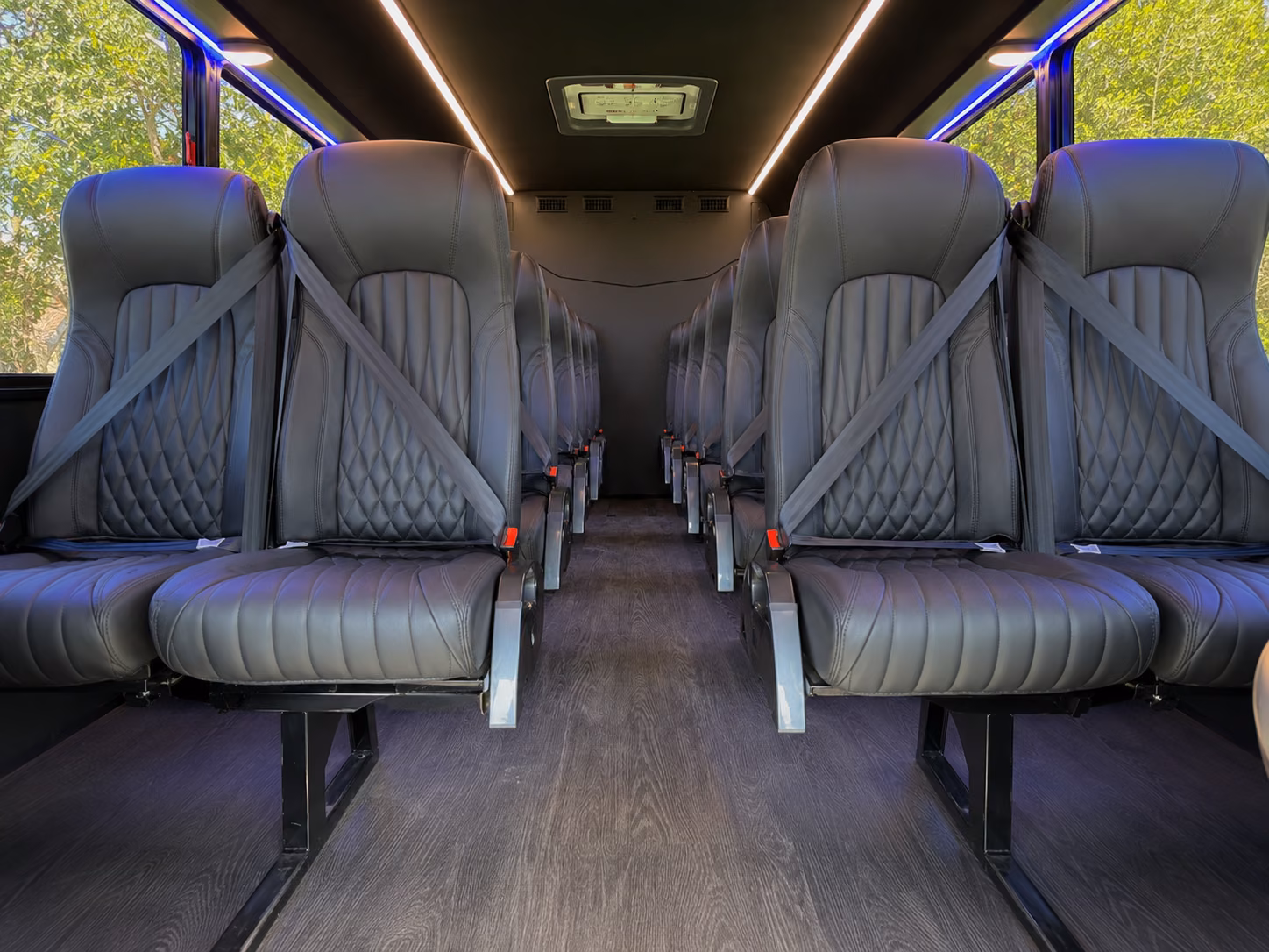 santa clarita 20 passenger minibus interior