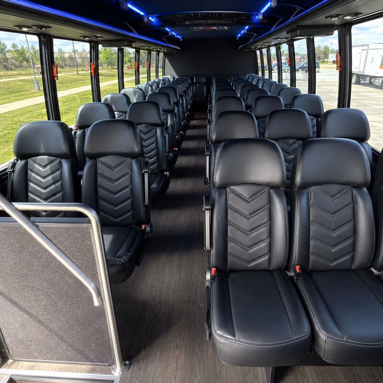 santa clarita 28 passenger minibus interior