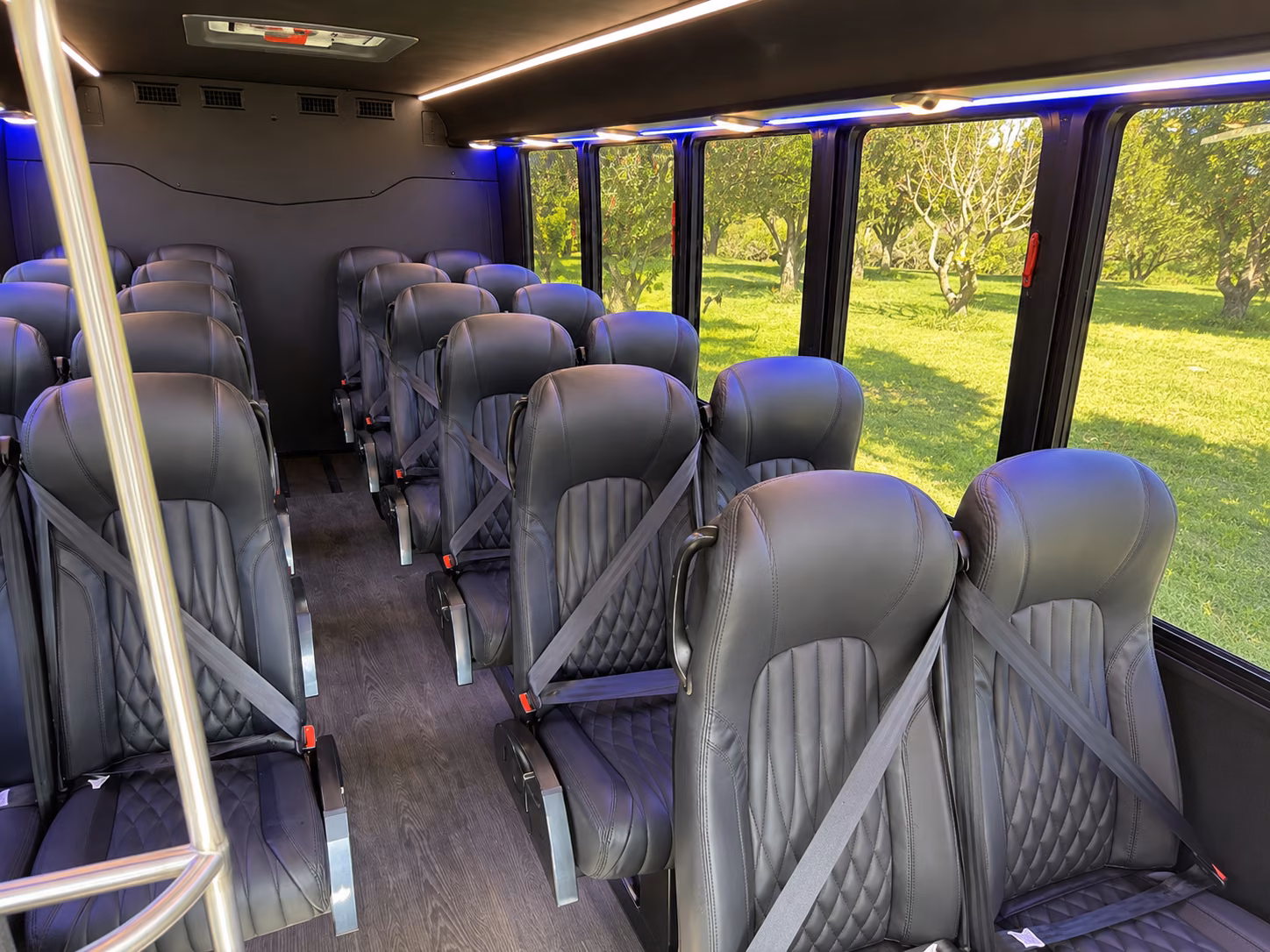 shuttle buses for wedding guests between santa clarita hotels and venues